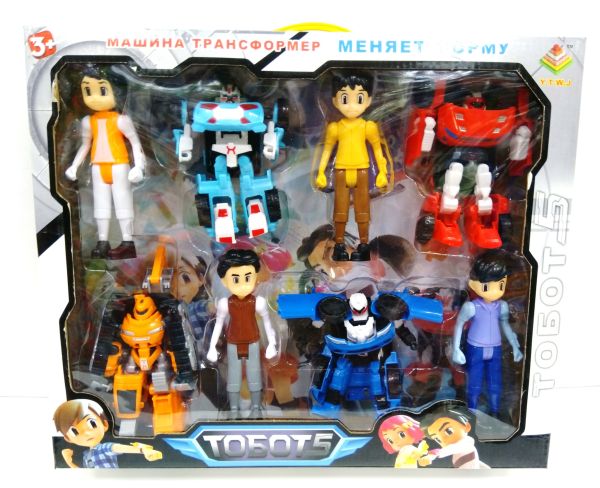 Set of transformers to6ot with a boy 8in1
